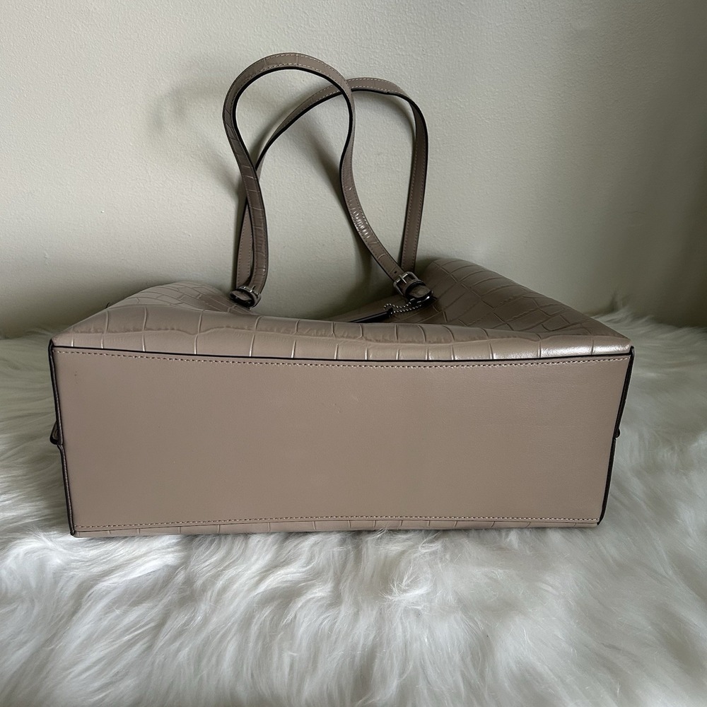 Coach Mollie Tote Taupe Crocodile Embossed Leather Shoulder Bag 1665 - Picture 3 of 16